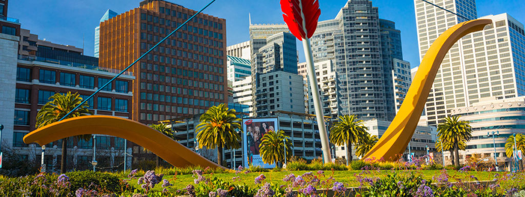 SAN FRANCISCO, USA – DEC 15: Cupid’s Span statue by famous artis